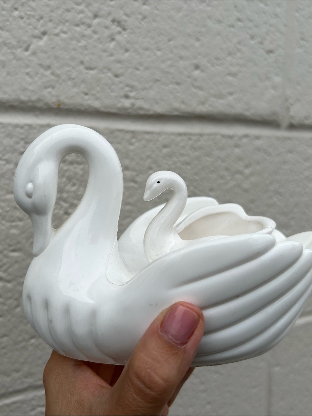 Vintage Classic White Swan Elegant Home Accent decor